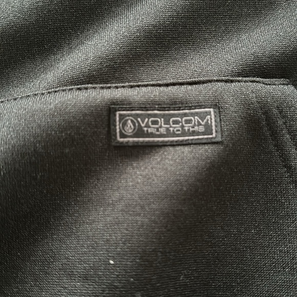 Volcom hoodie - Picture 2 of 5